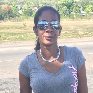 Meet your Posher, Shellane